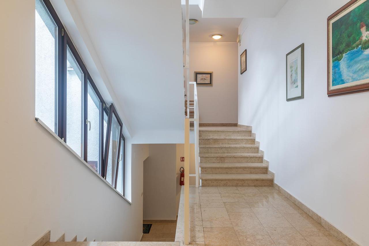 Apartment Little Gallery **** Rovinj Dış mekan fotoğraf